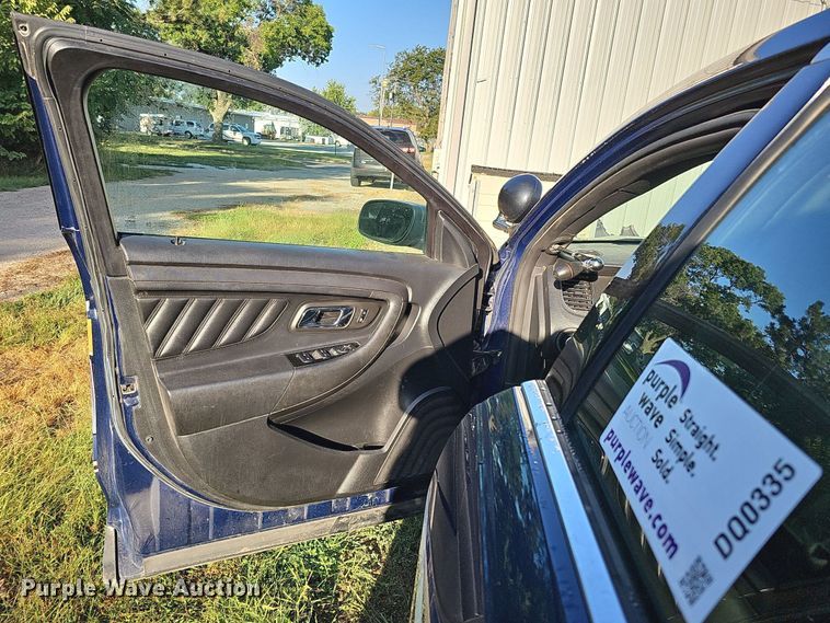 image for item DQ0335 2013 Ford Taurus Police Interceptor