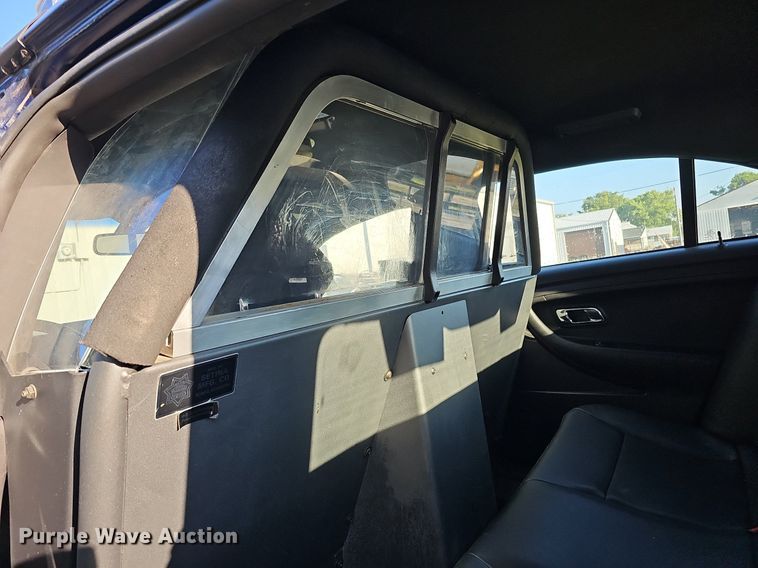 image for item DQ0335 2013 Ford Taurus Police Interceptor