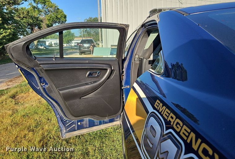 image for item DQ0335 2013 Ford Taurus Police Interceptor