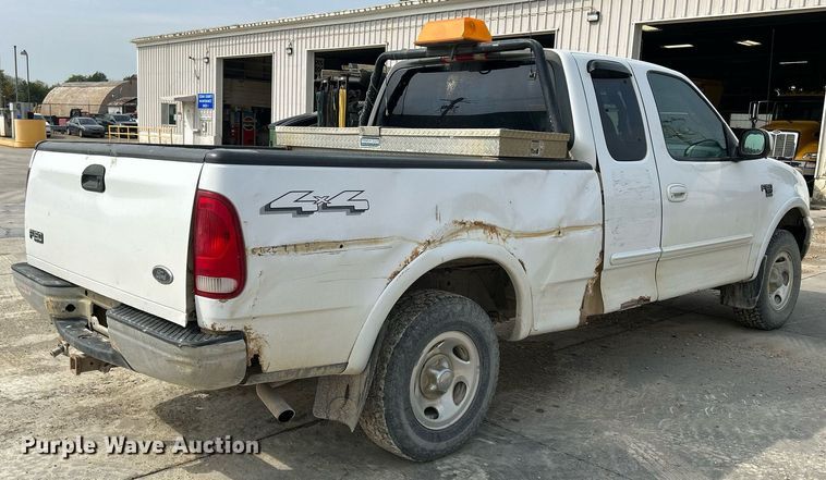 image for item DQ0939 2001 Ford F150 XLT  SuperCab pickup truck