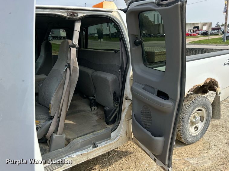 image for item DQ0939 2001 Ford F150 XLT  SuperCab pickup truck