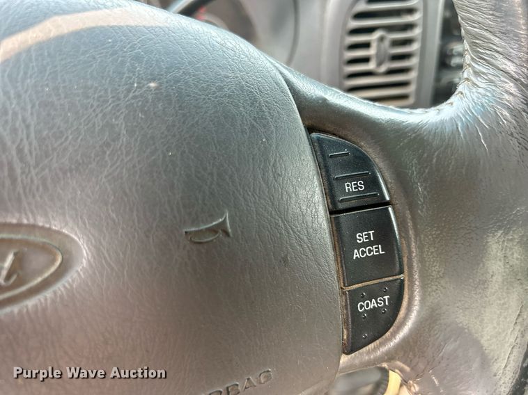 image for item DQ0939 2001 Ford F150 XLT  SuperCab pickup truck