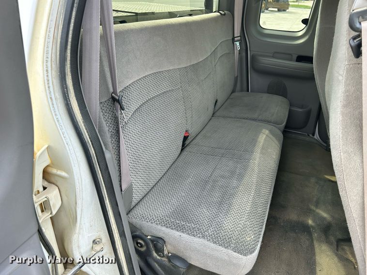 image for item DQ0939 2001 Ford F150 XLT  SuperCab pickup truck