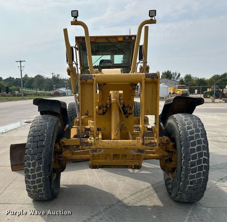 image for item DQ0940 2005 Caterpillar 140H VHP  motor grader
