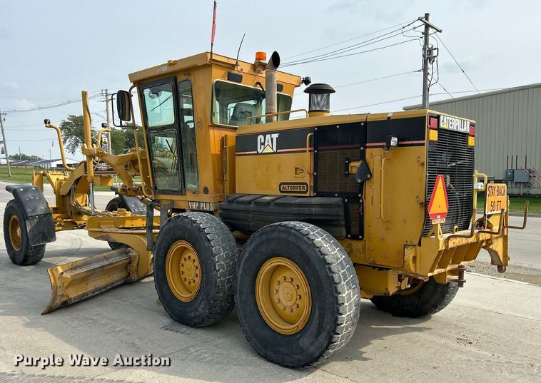 image for item DQ0940 2005 Caterpillar 140H VHP  motor grader
