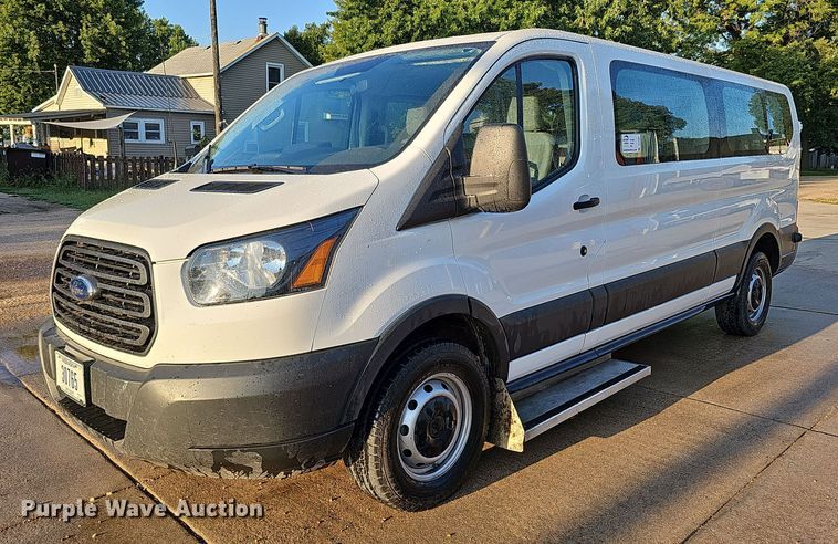 image for item DQ1091 2015 Ford Transit 350  van