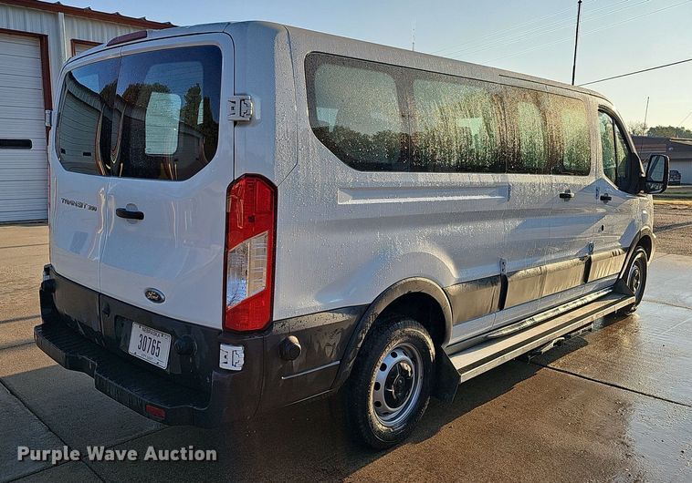 image for item DQ1091 2015 Ford Transit 350  van