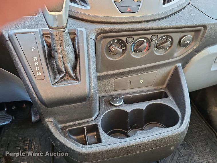 image for item DQ1091 2015 Ford Transit 350  van