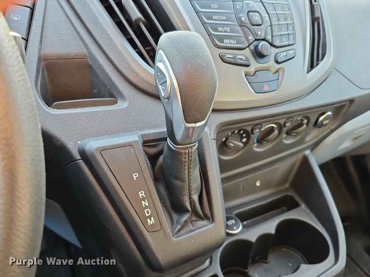 image for item DQ1091 2015 Ford Transit 350  van