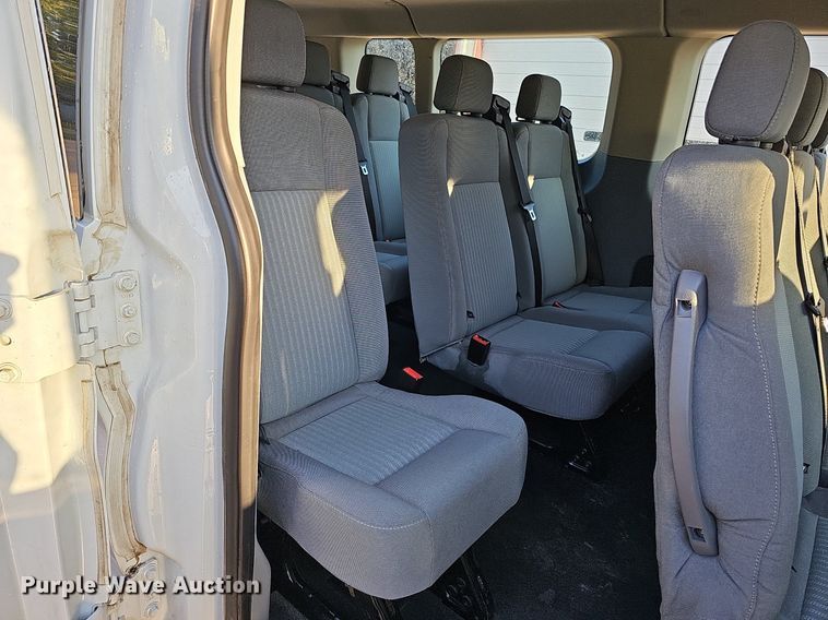 image for item DQ1091 2015 Ford Transit 350  van