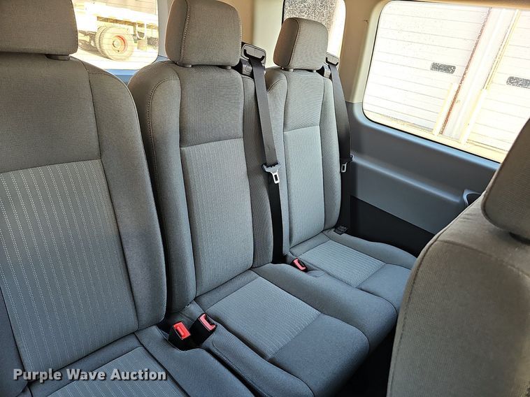 image for item DQ1091 2015 Ford Transit 350  van