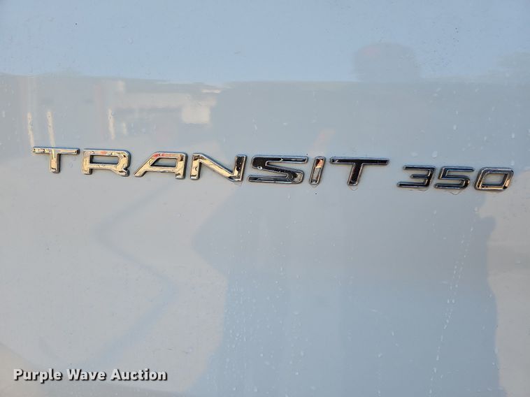 image for item DQ1091 2015 Ford Transit 350  van