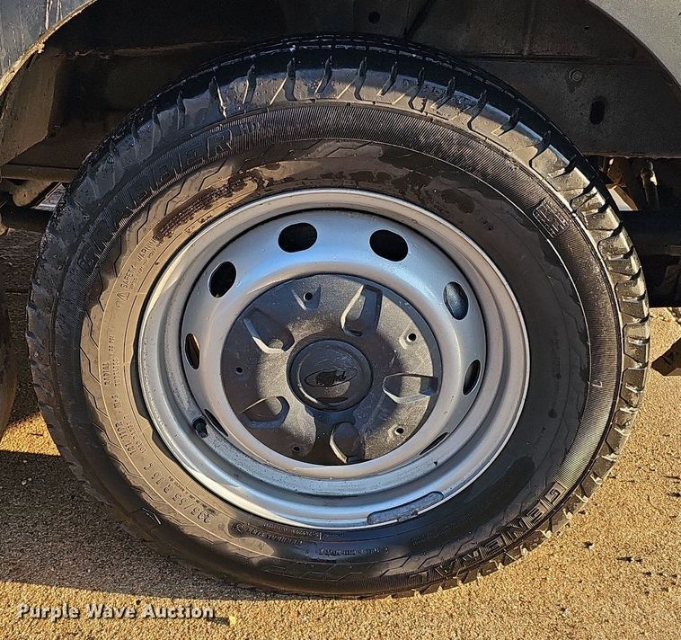 image for item DQ1091 2015 Ford Transit 350  van