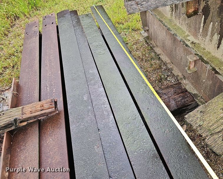 image for item DQ1112 Approximately 36 I-beams