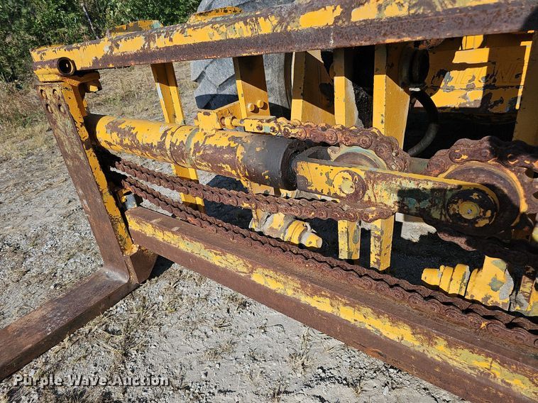 image for item DQ1113 1971 Pettibone A3520-1  forklift