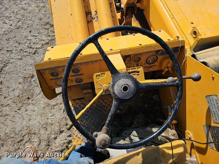 image for item DQ1113 1971 Pettibone A3520-1  forklift