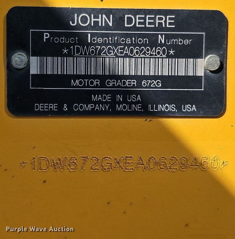 image for item DQ1114 2010 John Deere 672G  motor grader