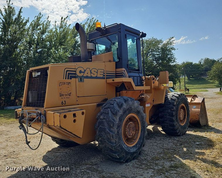 image for item DQ1116 1998 Case 621B  wheel loader