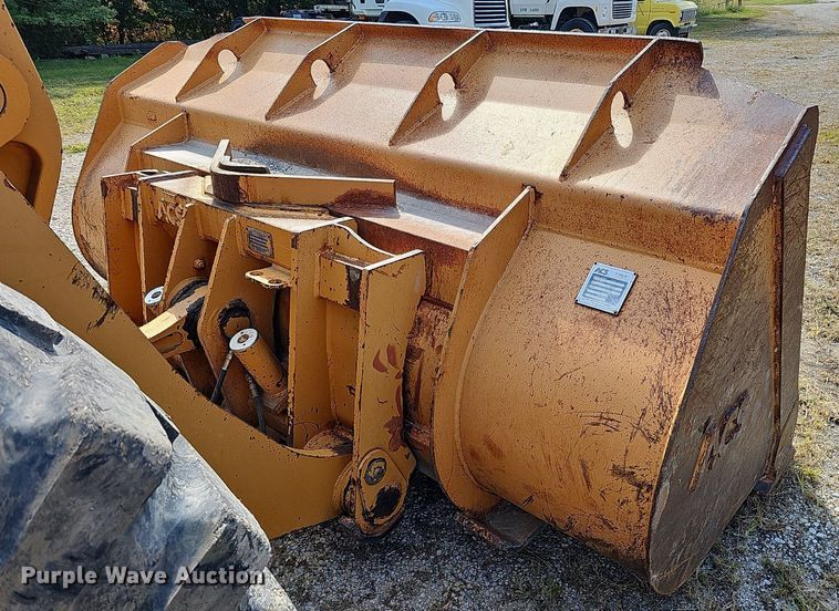 image for item DQ1116 1998 Case 621B  wheel loader