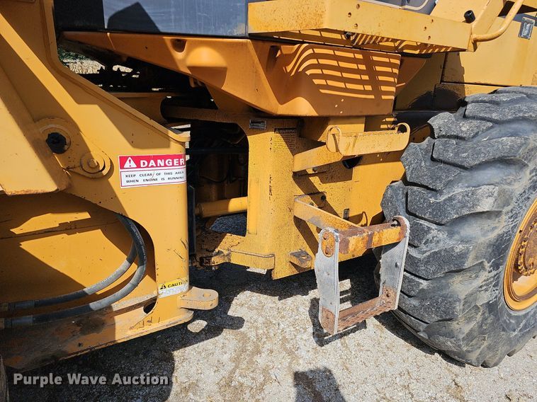 image for item DQ1116 1998 Case 621B  wheel loader