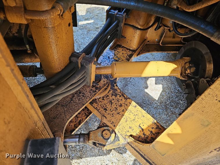 image for item DQ1116 1998 Case 621B  wheel loader