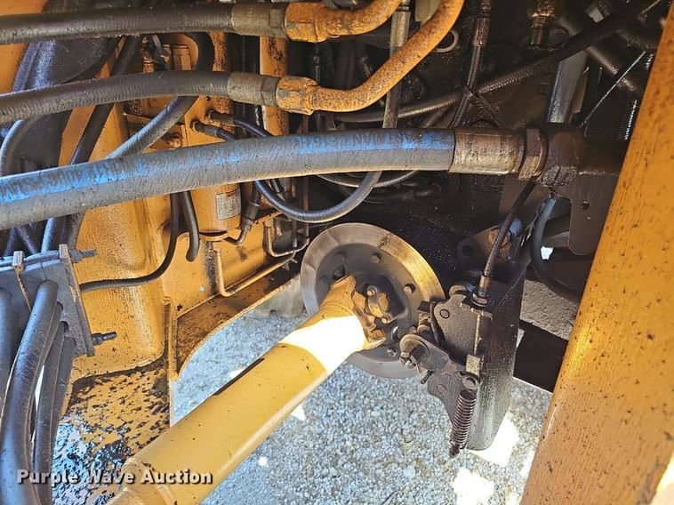 image for item DQ1116 1998 Case 621B  wheel loader