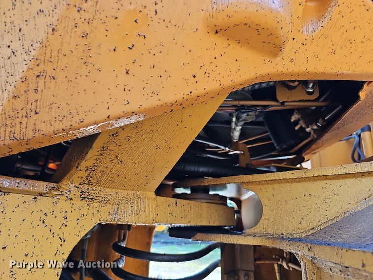 image for item DQ1116 1998 Case 621B  wheel loader