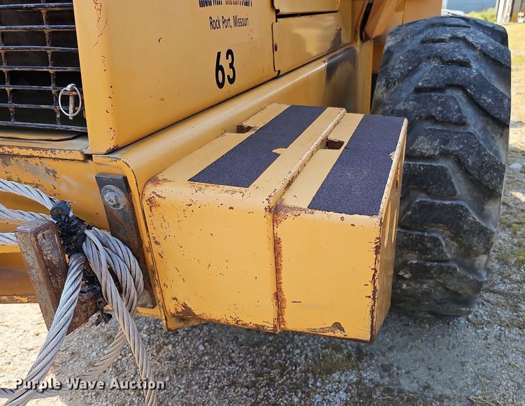 image for item DQ1116 1998 Case 621B  wheel loader