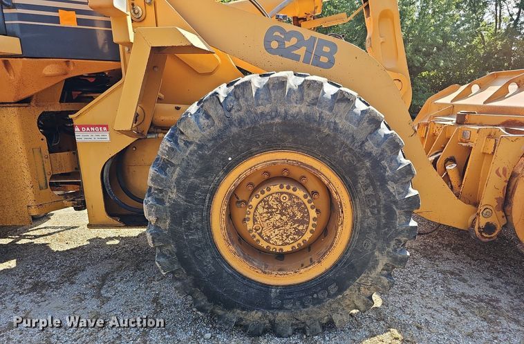 image for item DQ1116 1998 Case 621B  wheel loader