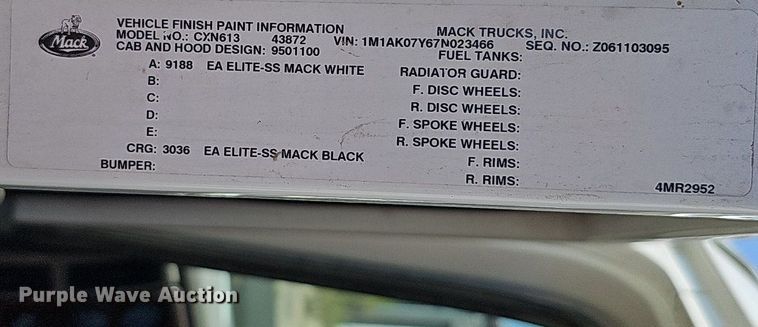 image for item DQ1117 2007 Mack CXN613  semi truck