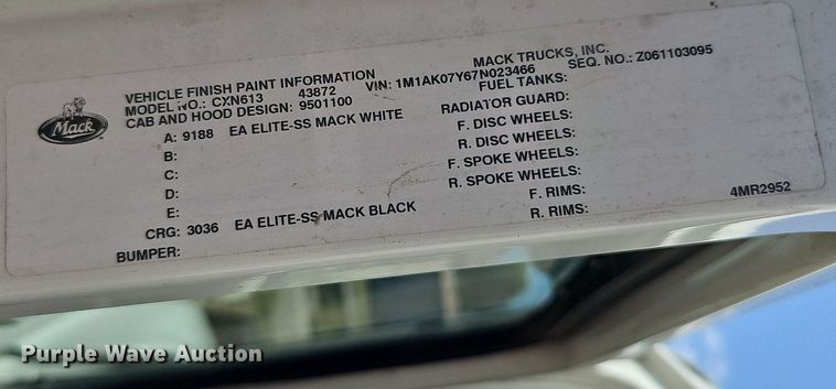 image for item DQ1117 2007 Mack CXN613  semi truck