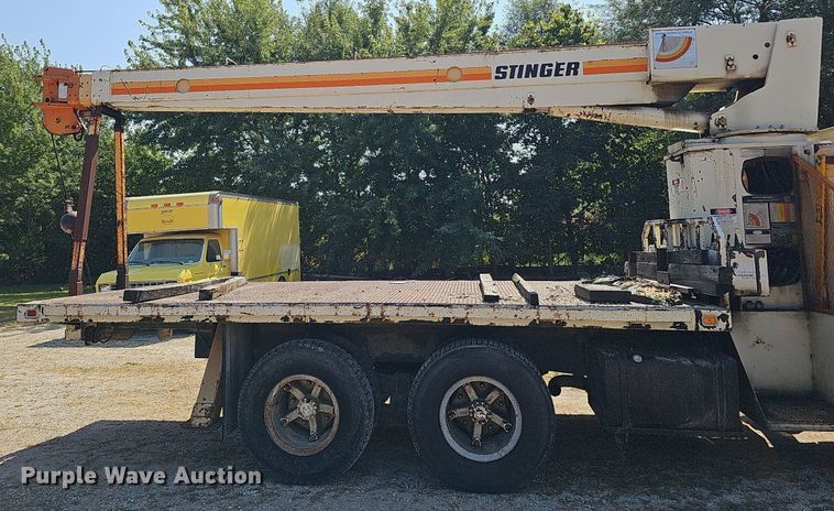image for item DQ1118 1985 Ford LT8000  crane truck