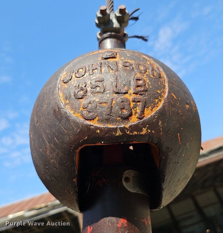 image for item DQ1118 1985 Ford LT8000  crane truck