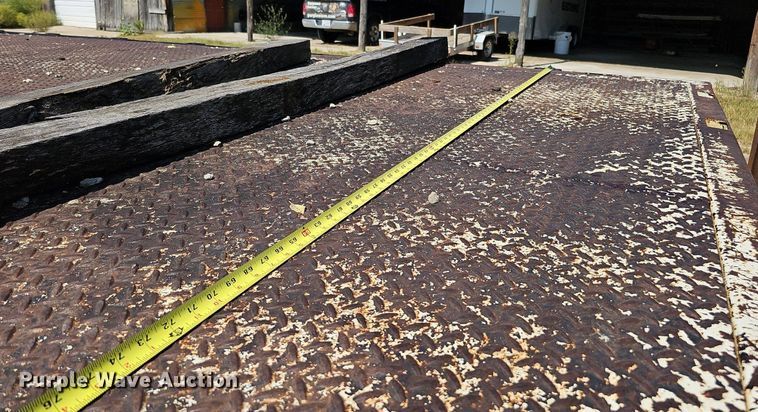 image for item DQ1118 1985 Ford LT8000  crane truck