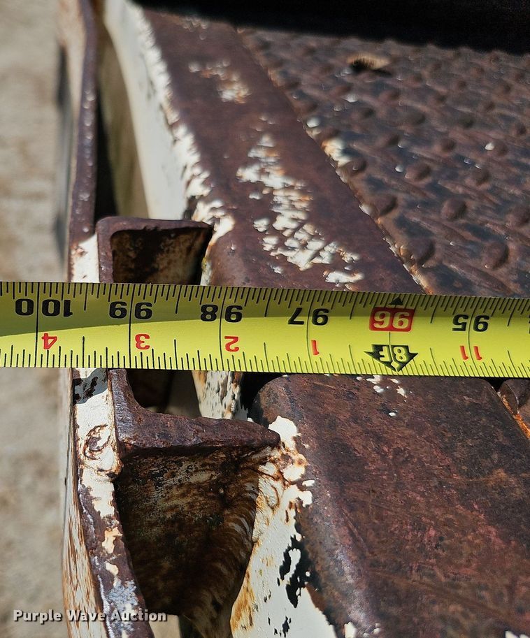 image for item DQ1118 1985 Ford LT8000  crane truck