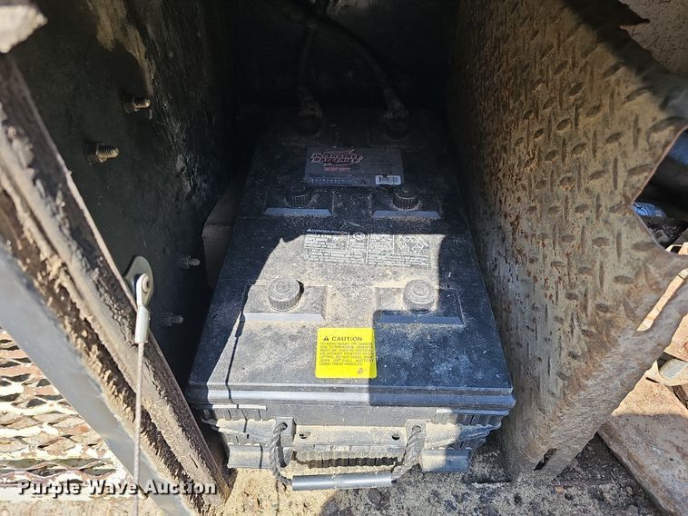 image for item DQ1118 1985 Ford LT8000  crane truck