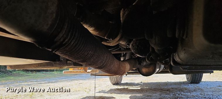 image for item DQ1118 1985 Ford LT8000  crane truck