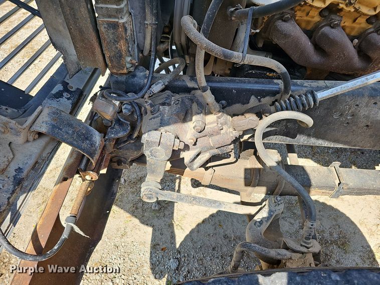 image for item DQ1118 1985 Ford LT8000  crane truck