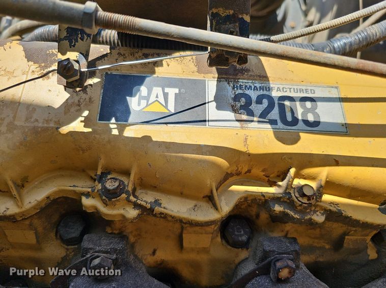 image for item DQ1118 1985 Ford LT8000  crane truck