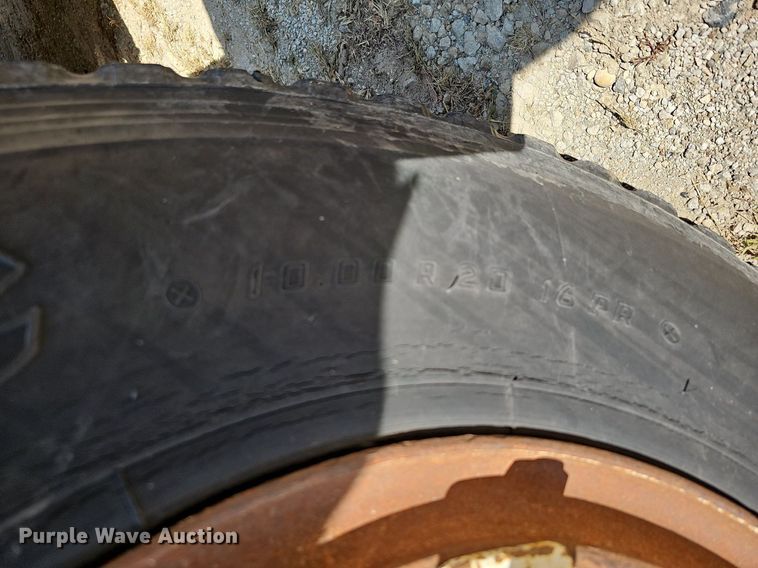 image for item DQ1118 1985 Ford LT8000  crane truck