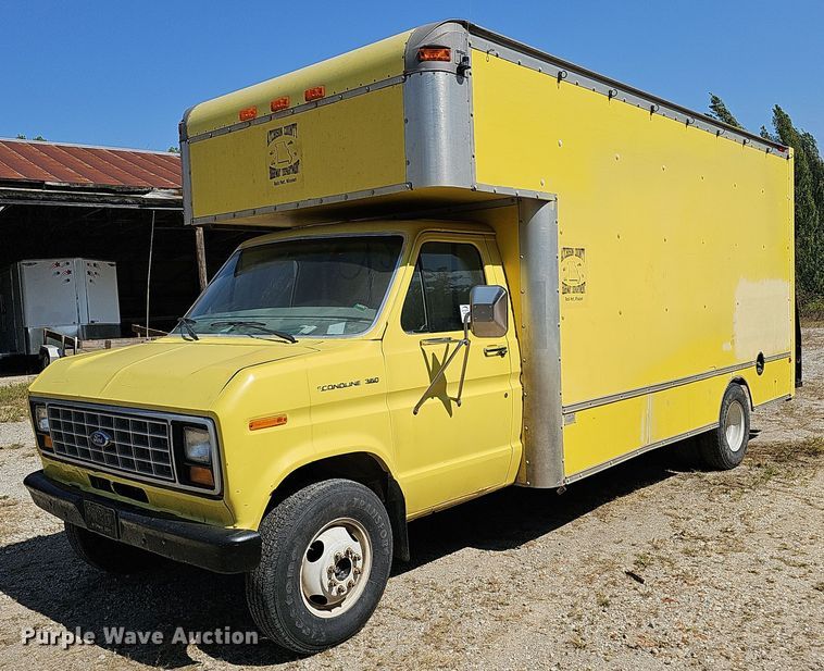 image for item DQ1119 1990 Ford E350  box truck