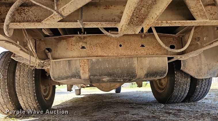 image for item DQ1119 1990 Ford E350  box truck