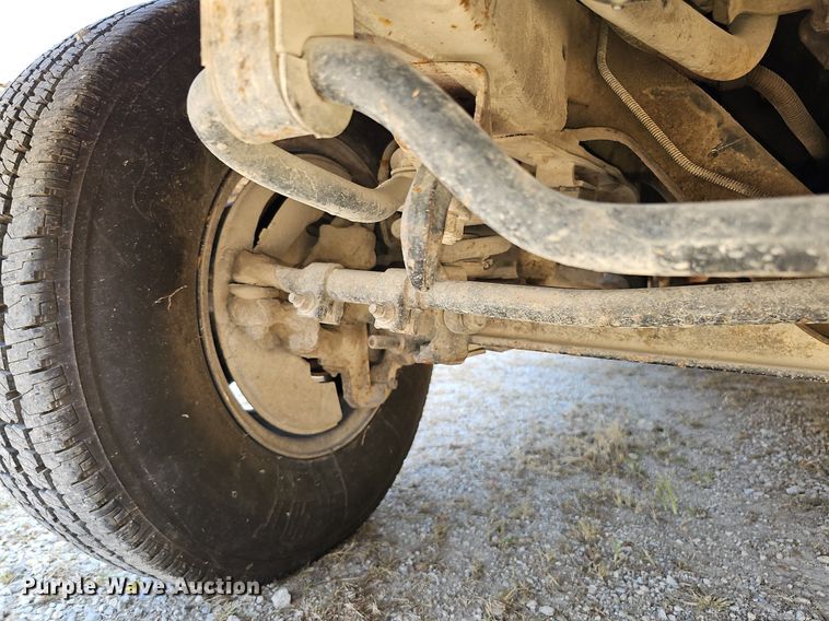 image for item DQ1119 1990 Ford E350  box truck