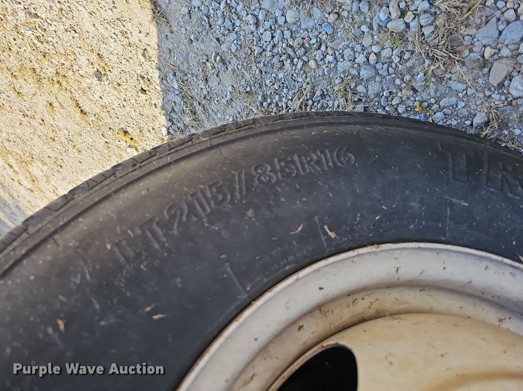 image for item DQ1119 1990 Ford E350  box truck