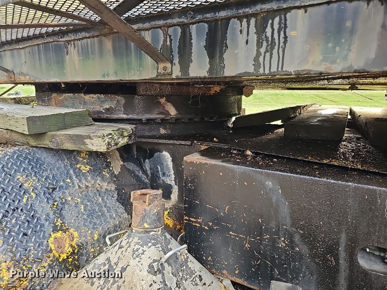 image for item DQ1120 1971 P&H Crane 430ATC-8X4  crane truck