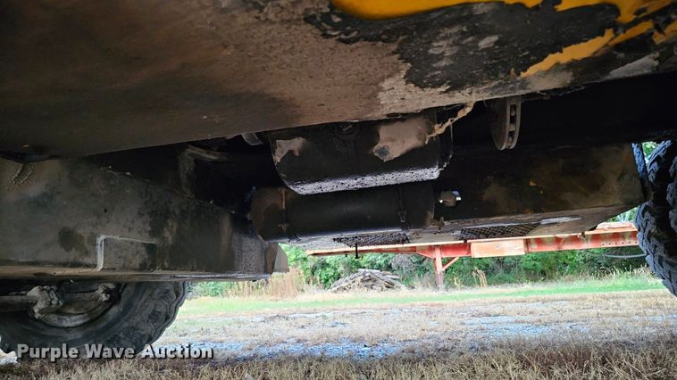 image for item DQ1120 1971 P&H Crane 430ATC-8X4  crane truck