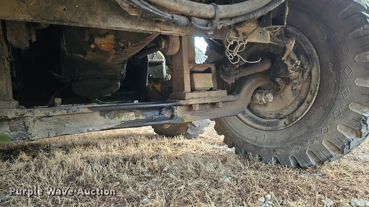 image for item DQ1120 1971 P&H Crane 430ATC-8X4  crane truck