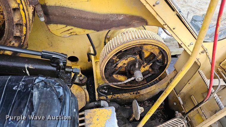 image for item DQ1120 1971 P&H Crane 430ATC-8X4  crane truck