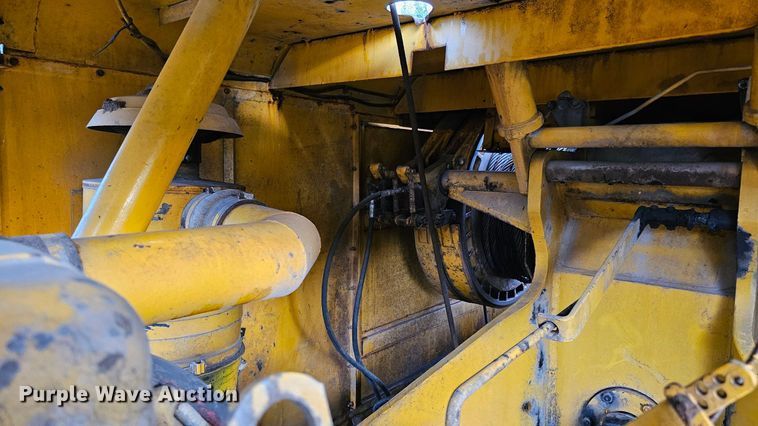 image for item DQ1120 1971 P&H Crane 430ATC-8X4  crane truck