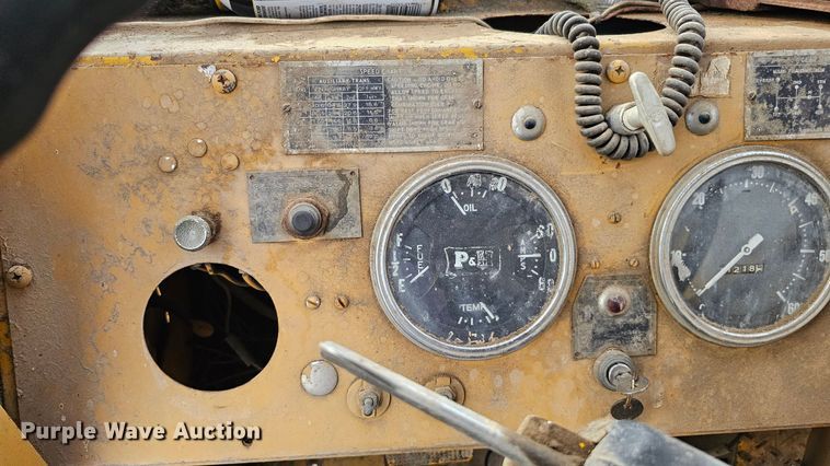 image for item DQ1120 1971 P&H Crane 430ATC-8X4  crane truck